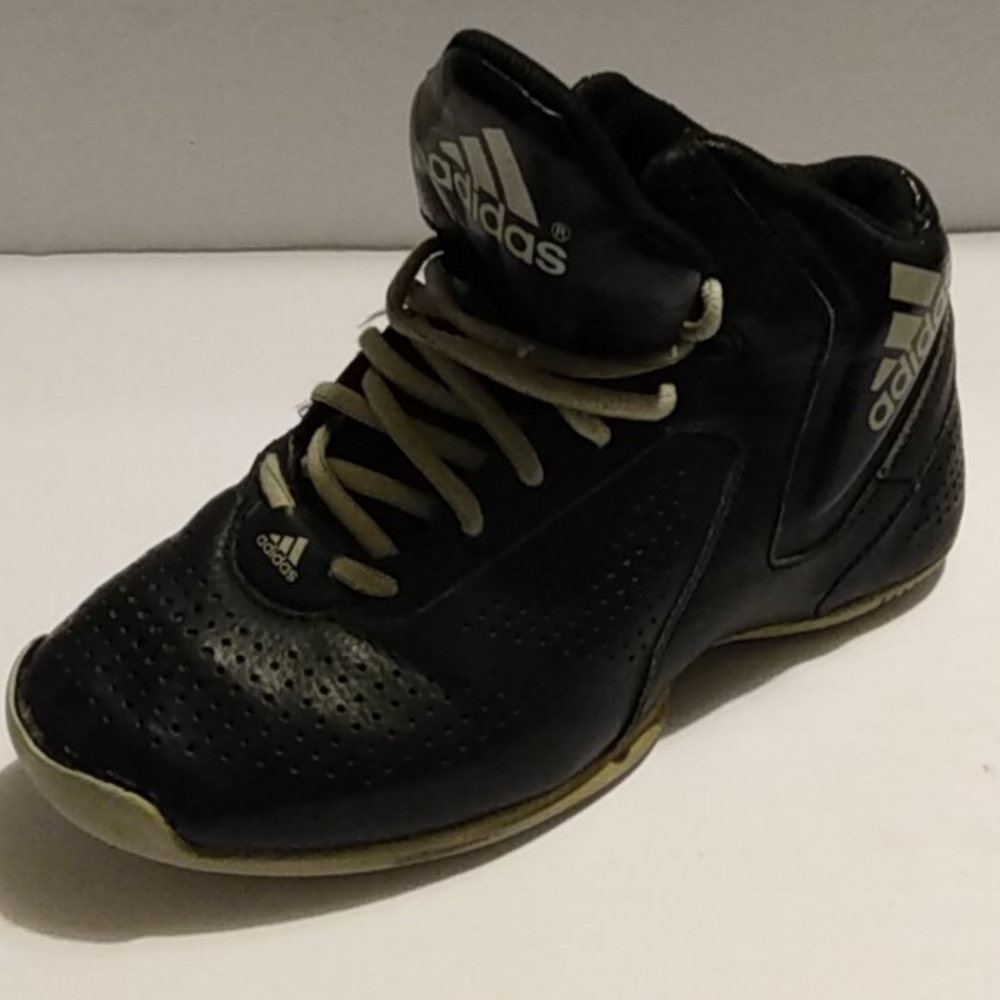 Adidas boys shoes